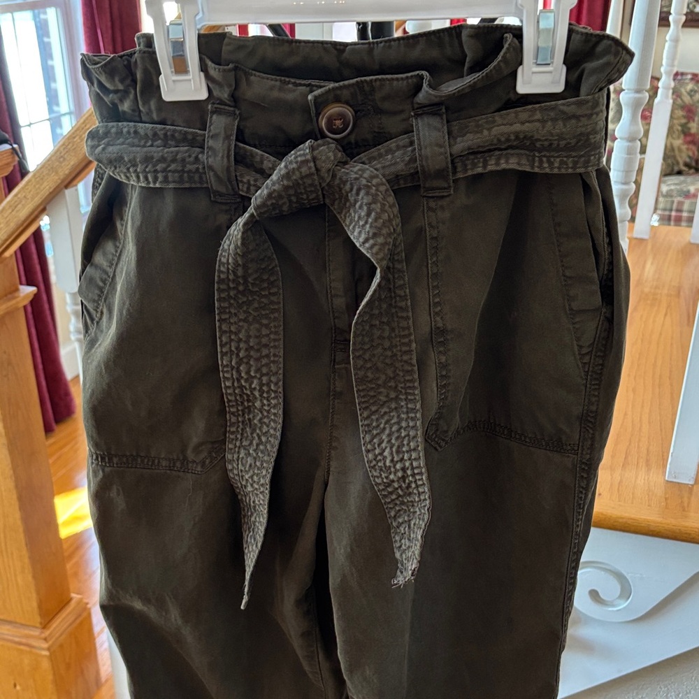 Maurices Khaki‎ Green Tie-Waist Pants 💚🤎💚Women’s Size 2 - Picture 4 of 8